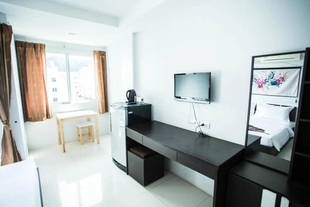 Bad Boys Guesthouse Patong