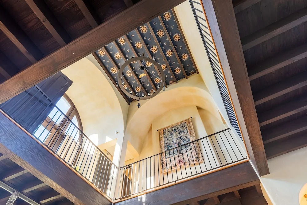 Perfect Location in Downtown Charleston