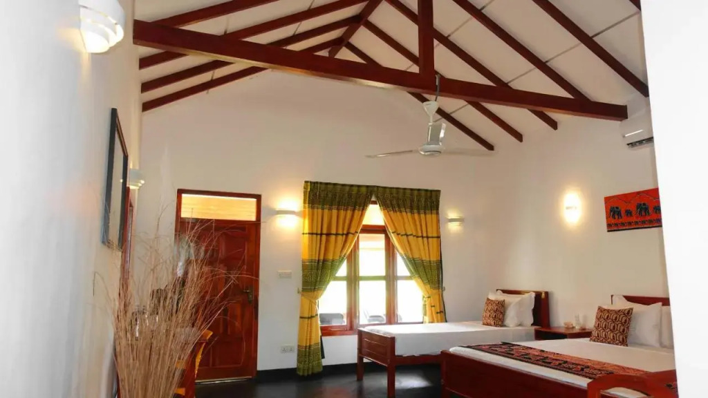 Regina Beach Bungalow
