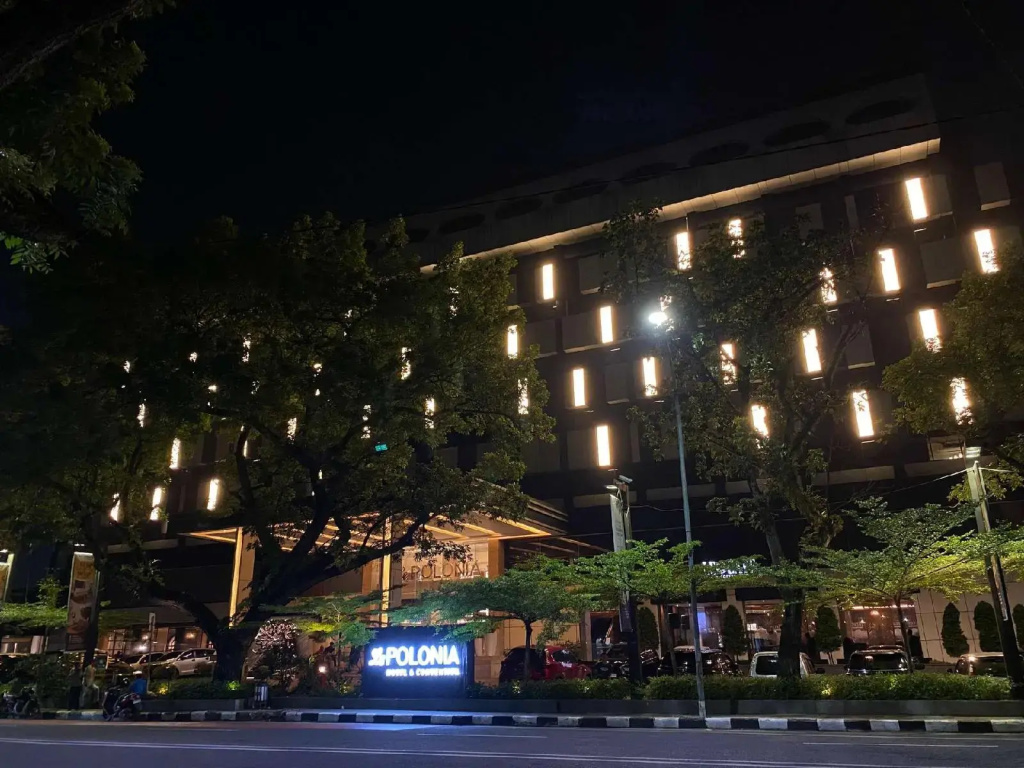 Le Polonia Hotel & Convention Medan
