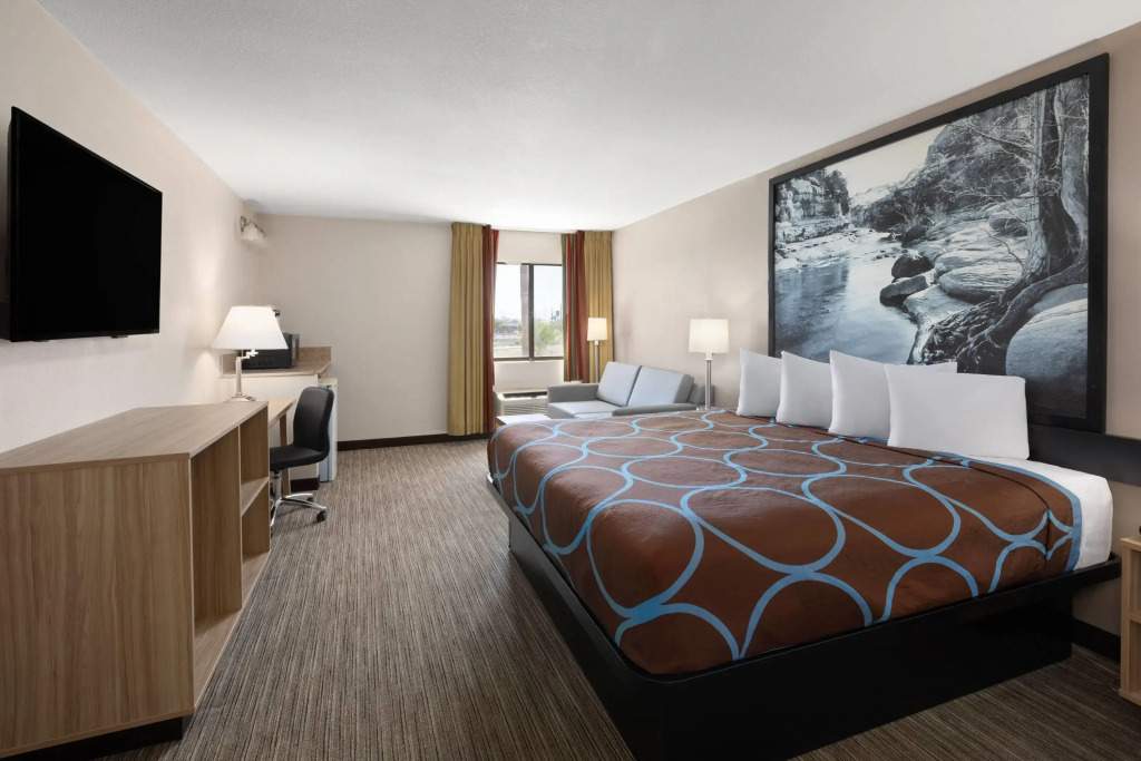 Super 8 by Wyndham Tucson/Grant Road Area AZ