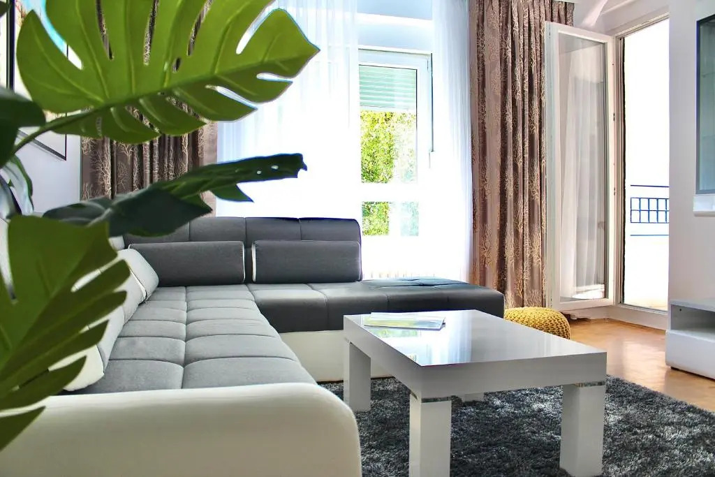 Ramonda Apartment