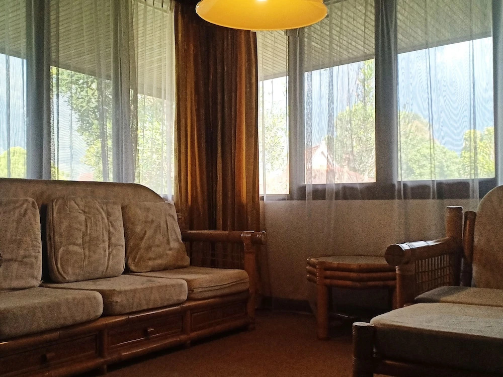 Danau Buyan Resort