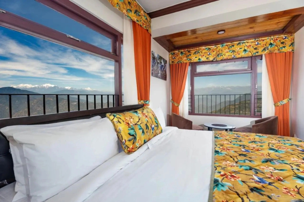 Summit Sherpa Mountain Hotel & Spa