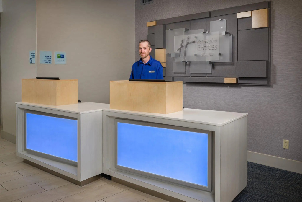 Holiday Inn Express Independence - Kansas City by IHG