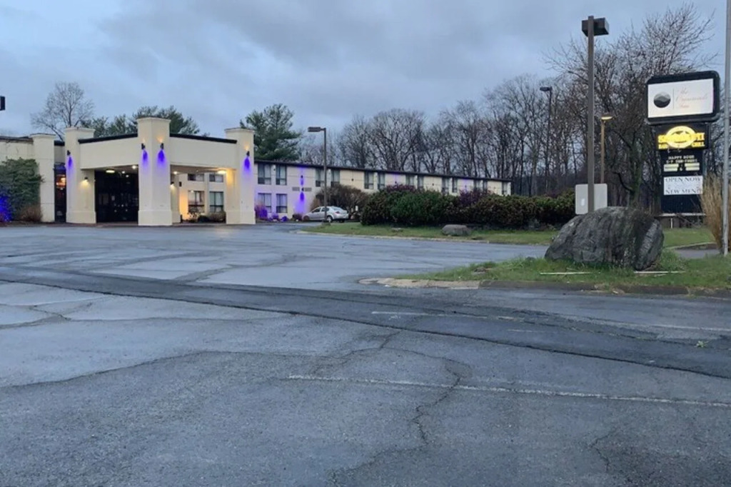 The Crossroads Inn
