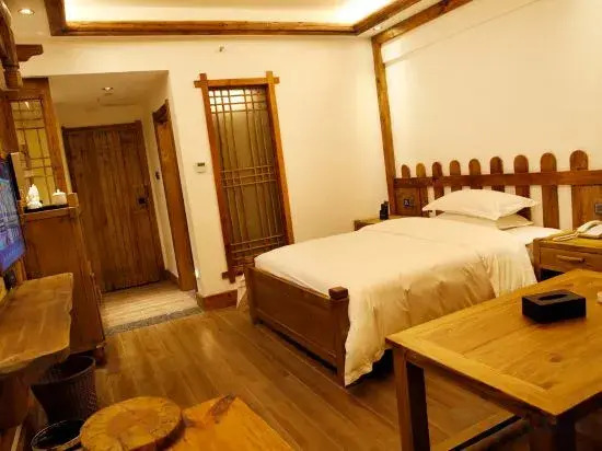Tianmen Mountain Yuyuan Theme Hotel