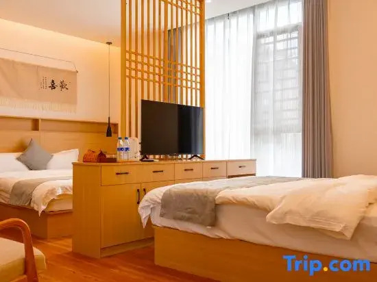 Sanyuan Qishe Homestay (Tingzhou Ancient City Sanyuan Pavilion)