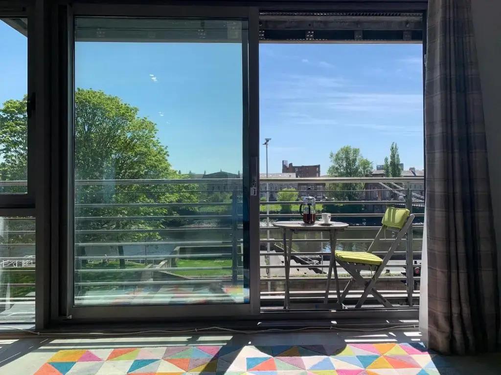 St Enoch Apartment