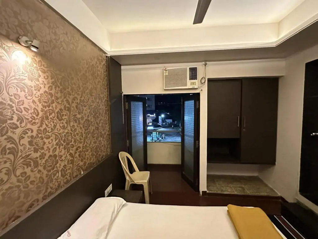 Chalukya Deluxe
