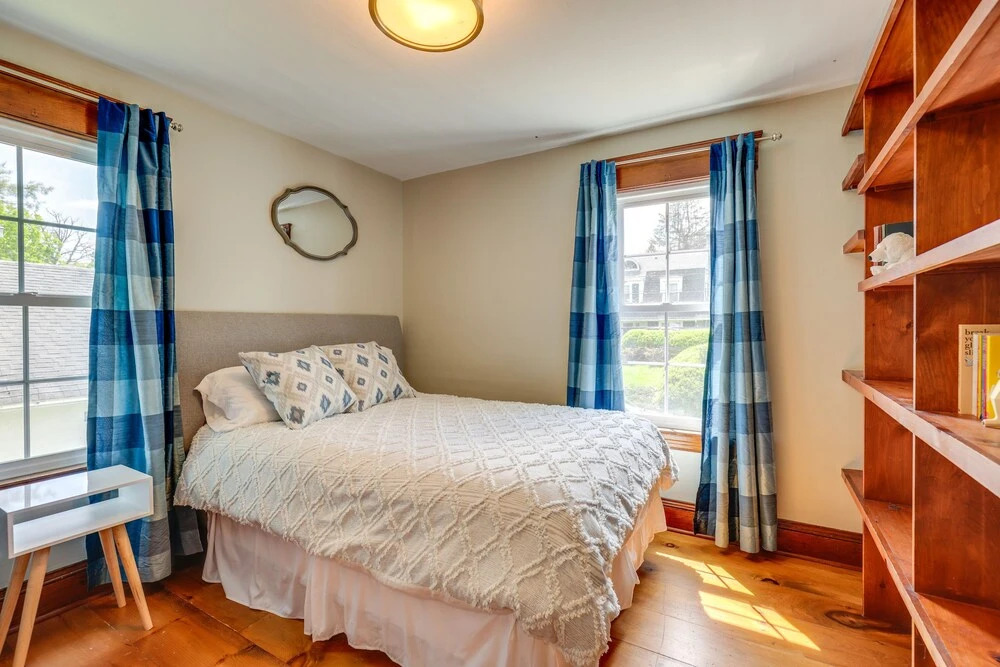New York Vacation Rental w/ Covered Porch