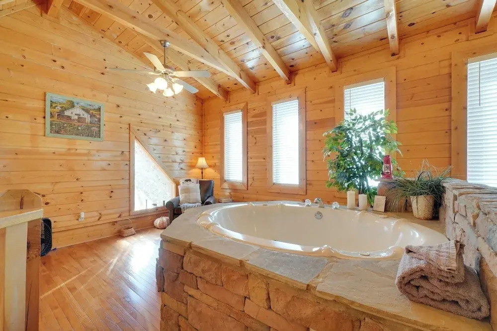 Romantic Cabin w/ Hot Tub in Pigeon Forge!