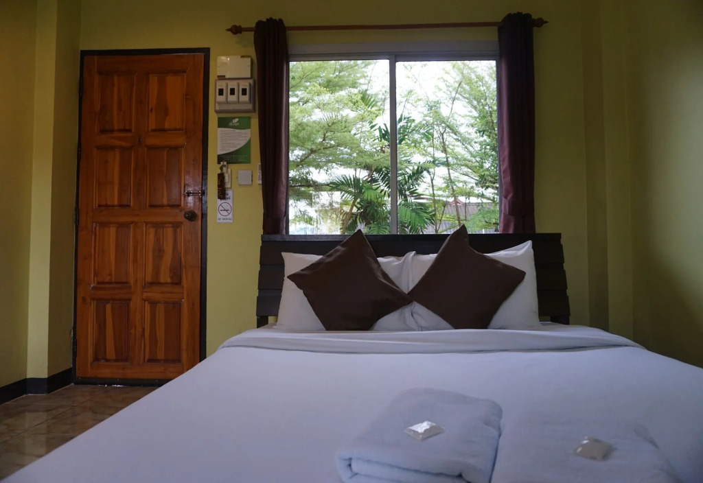 Phoemphoon 2 Hotel