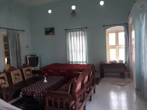 Shiva Ganges View Guest House
