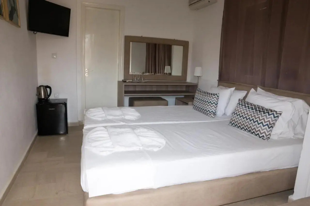 Stavros Beach Hotel