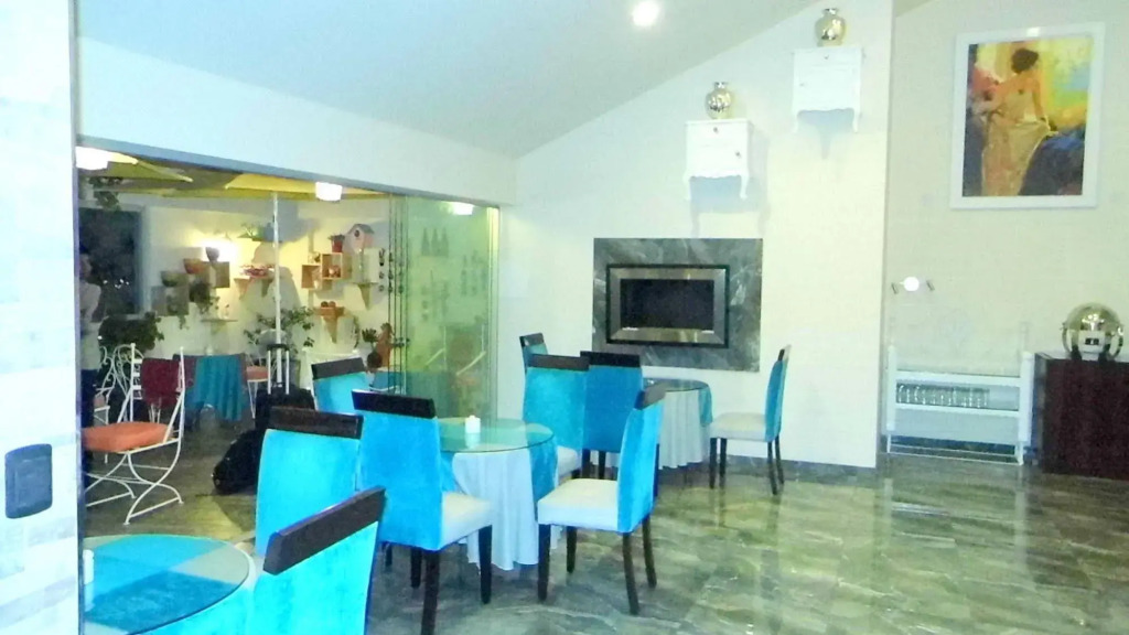 Hotel Vila Santa