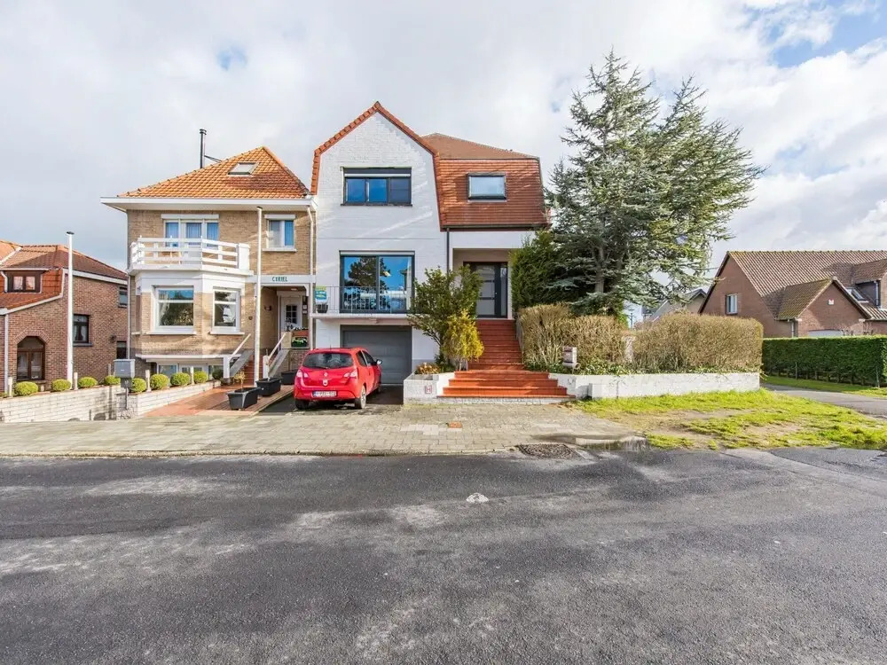Villa near Sea and Shops in Belgium
