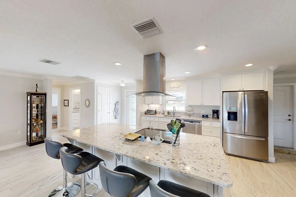 116 La Riviere Rd