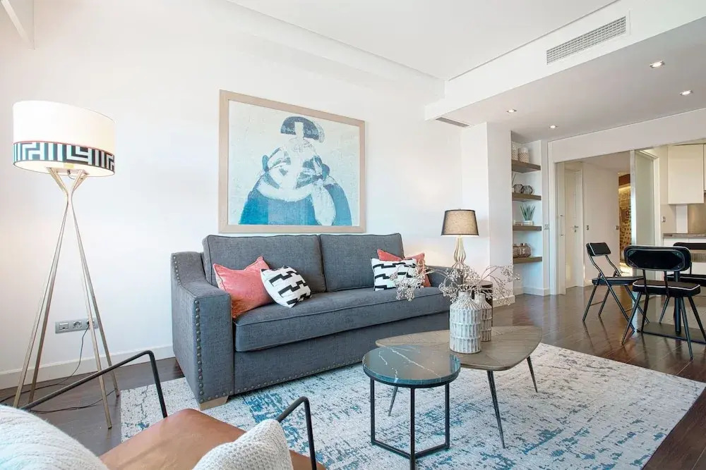 Luxury Apartment With Amazing Views of Madrid Plaza de Espa a II