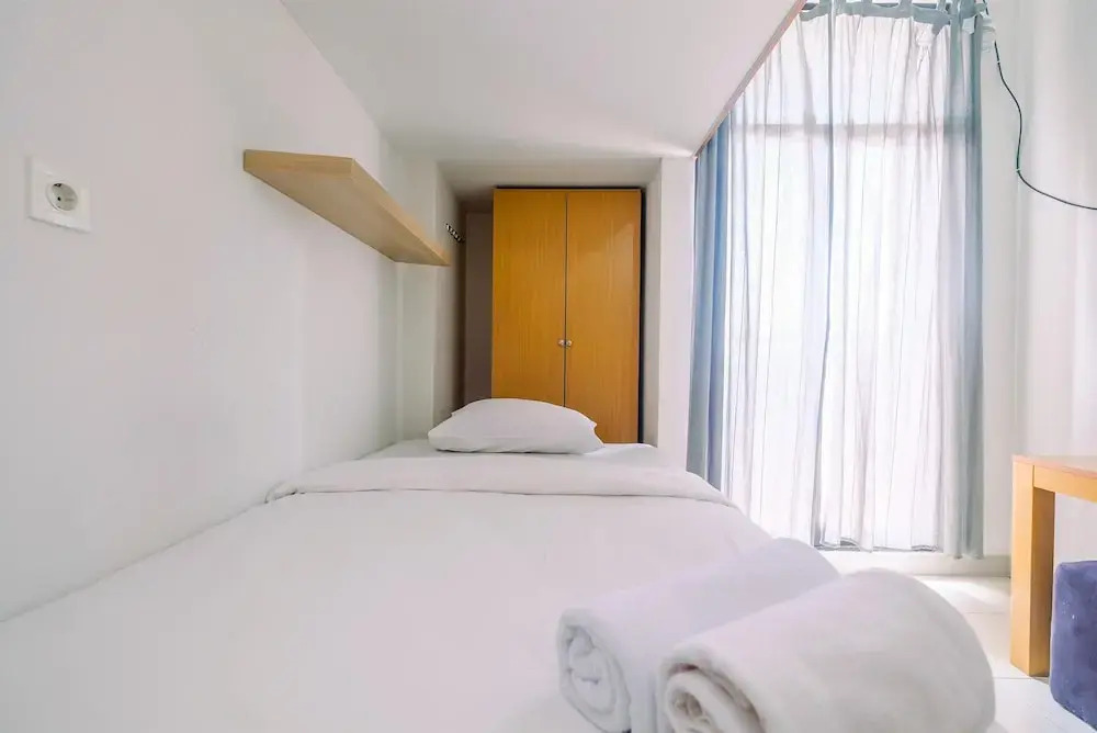 Great Deal Studio at Dave Apartment near Campus