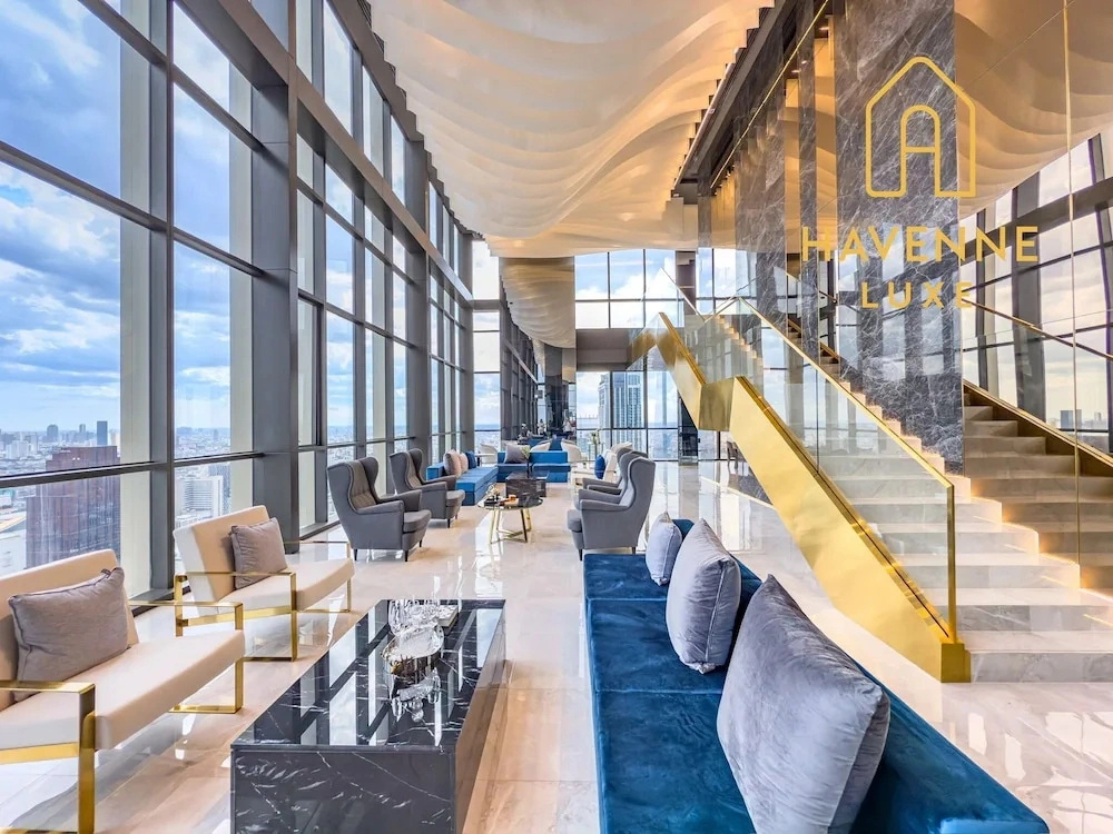 Best Siam Stay · Walk to Paragon and Centralworld