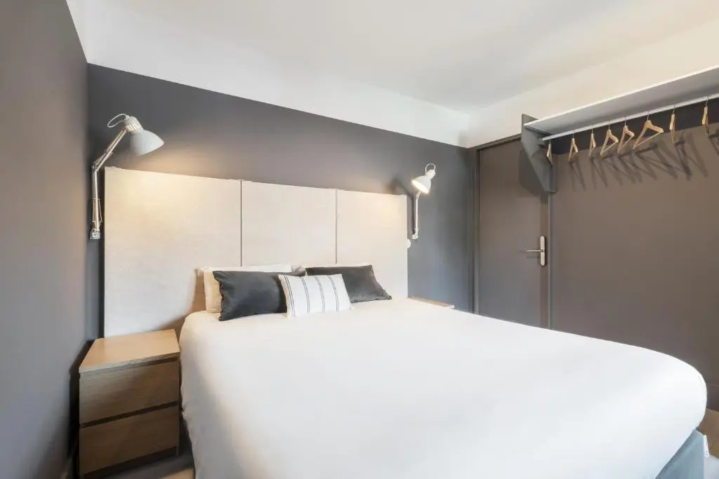 Rainbow Suites by Olala Homes