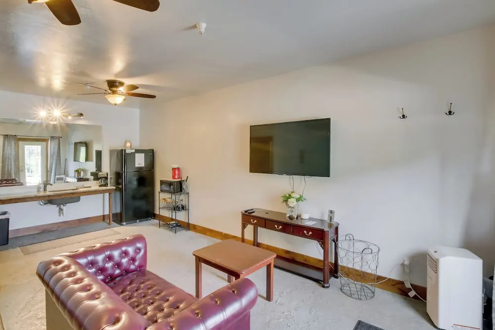 Lava Hot Springs Studio w/ Views, Walk to River