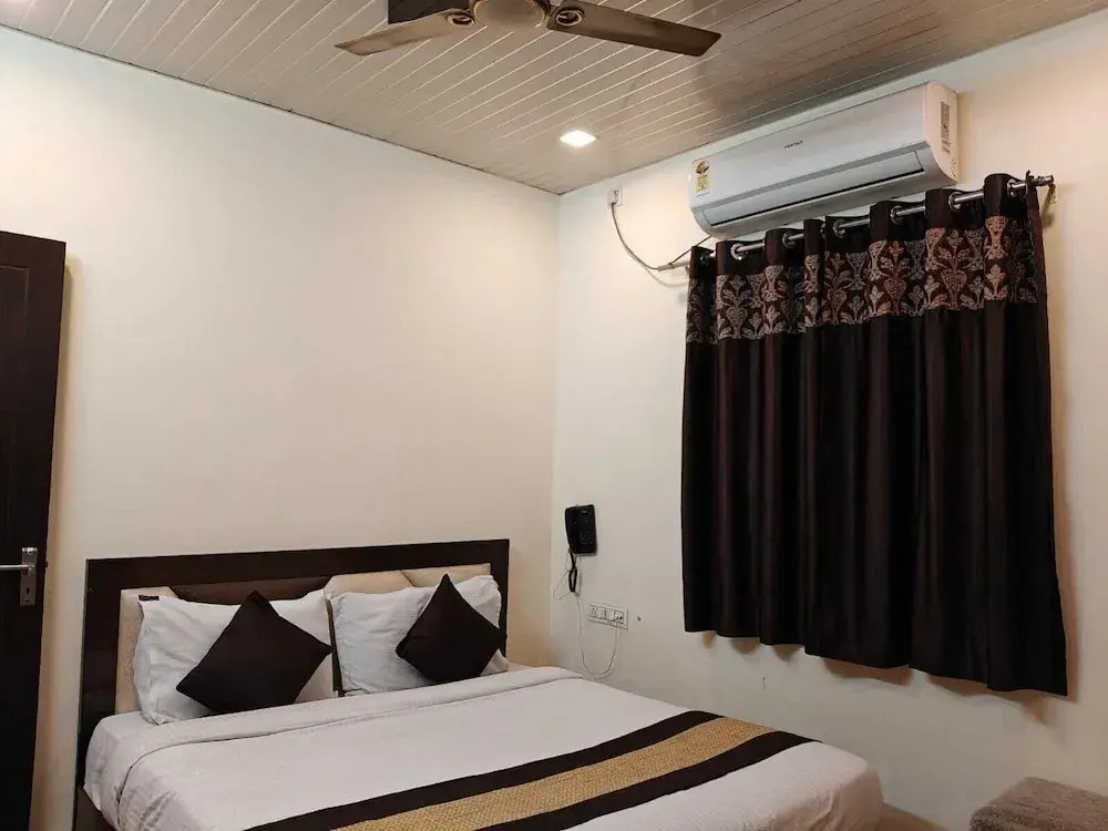 Hotel Sudarshan