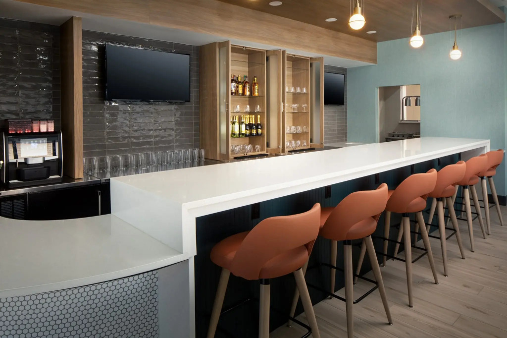 Holiday Inn Cheshire - Southington by IHG