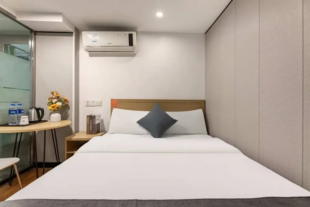 Yimi Hotel Changshou Metro Branch