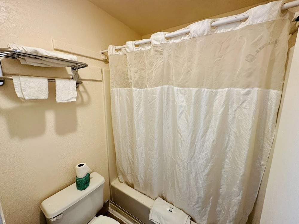 Economy Inn
