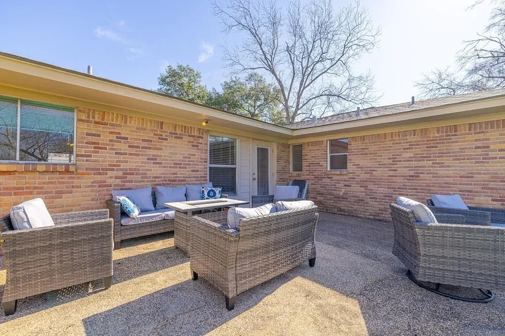 Serenity In The City With Huge Backyard 4 Bedroom Home by RedAwning