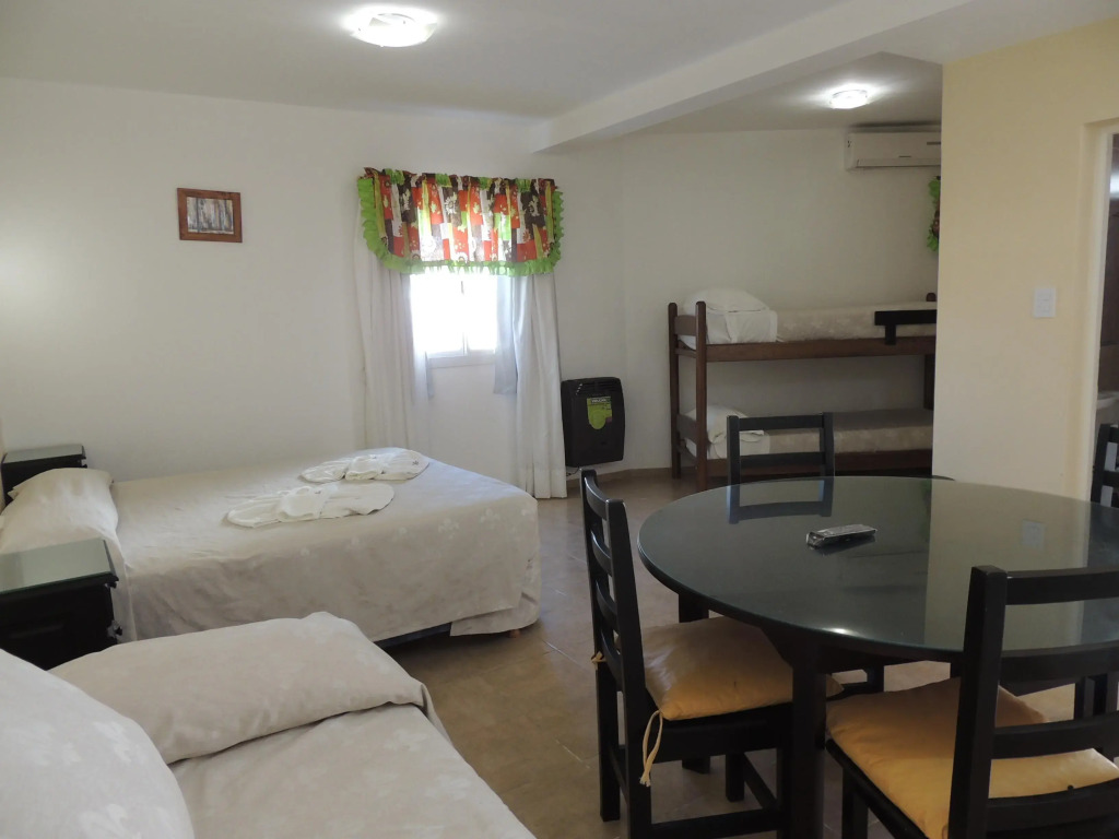 Apart Hotel Cavis