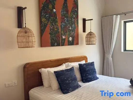 Sarana Beach Front Villas