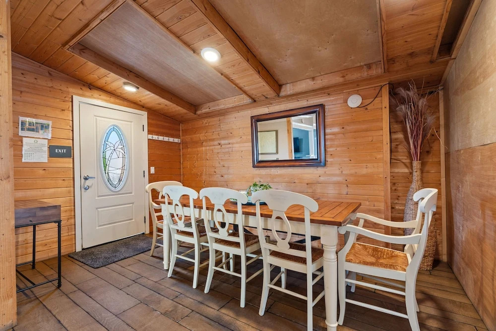 Good Life Vacation Rental Resort