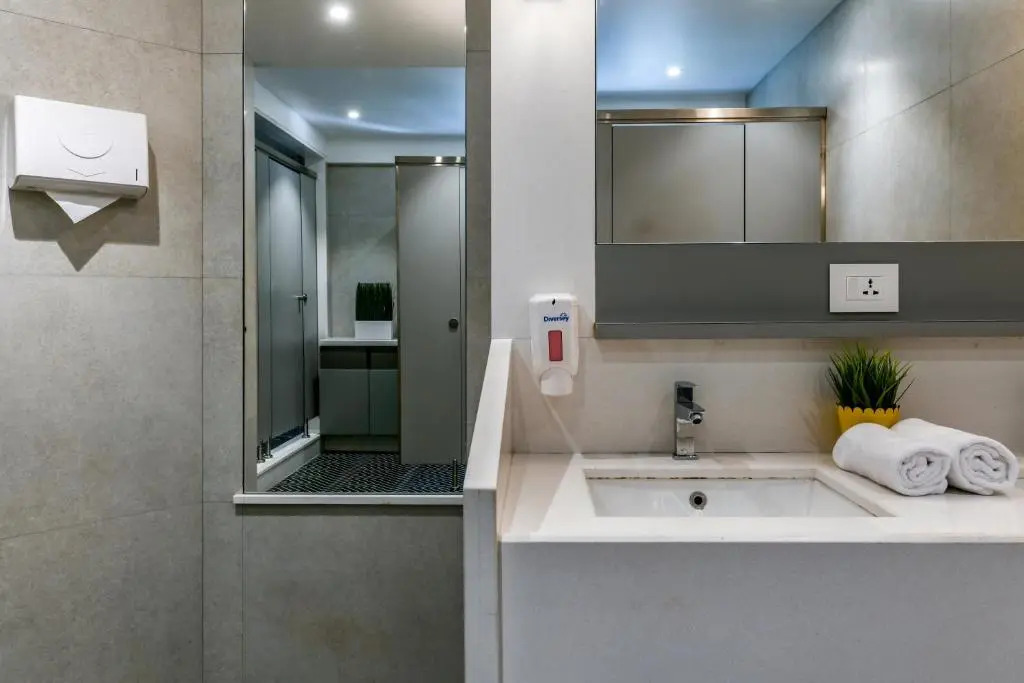 Indie Stays, BKC