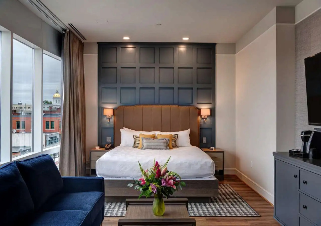 The Hotel Concord