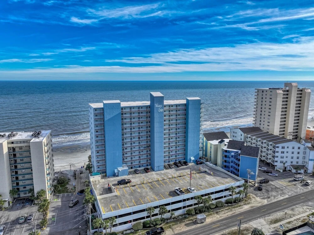 1405 Waters Edge Resort 1 Bedroom Condo by RedAwning
