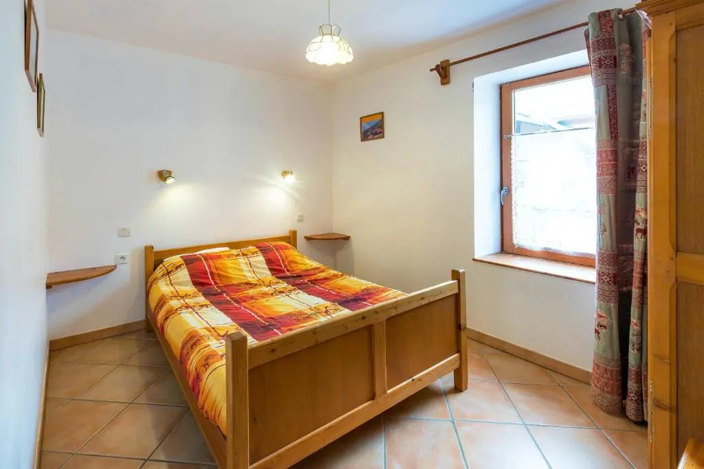 Appartement de 3 chambres avec jardin clos et wifi a Arvieux a 1 km des pistes