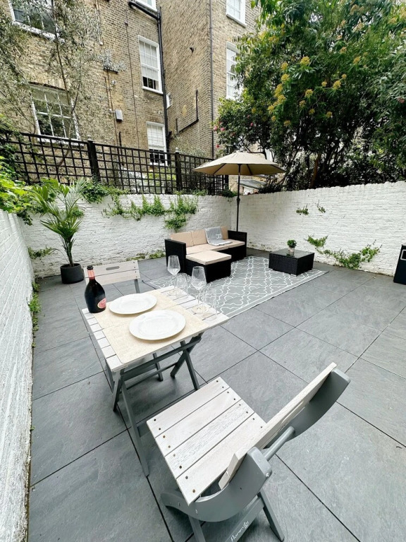 Londwell - Chelsea Garden Flat - Private Oasis