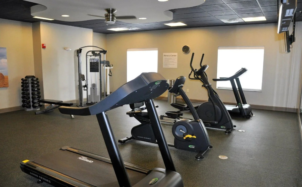 Holiday Inn Express & Suites Perry-National Fairground Area by IHG