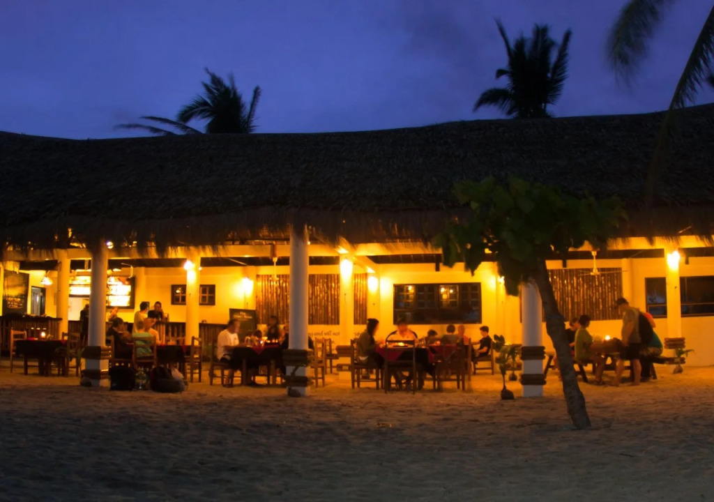 Evolution Dive and Beach Resort