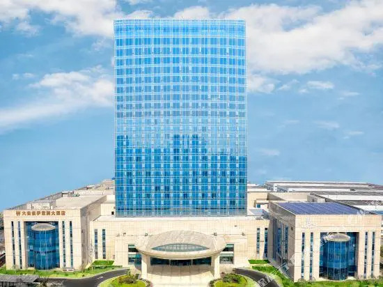 Suoyi Junlan Hotel