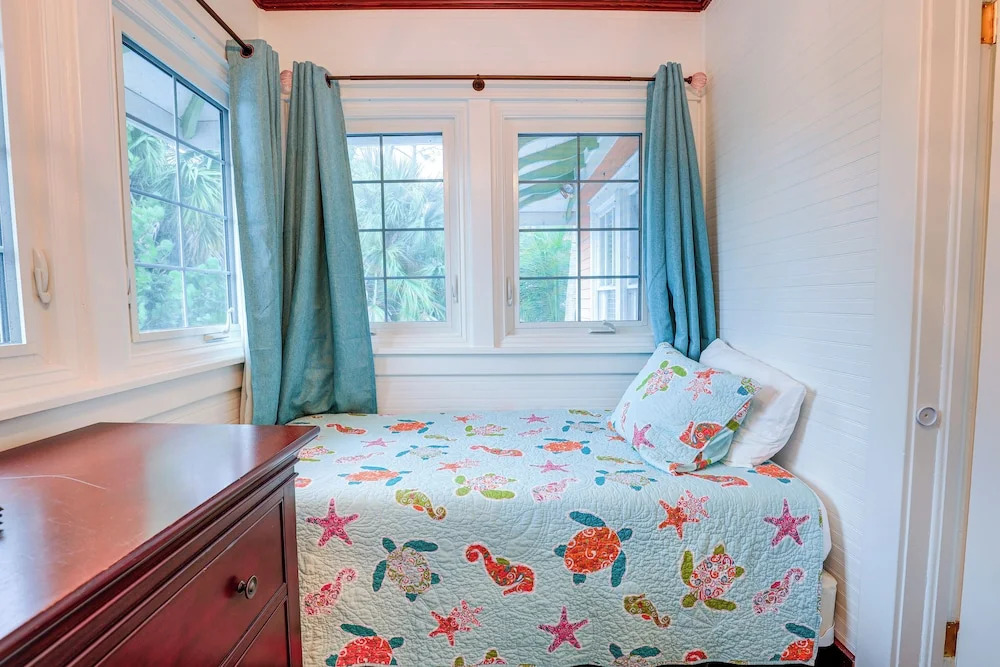 Palm City Home w/ Pool & Florida Room - Near Golf