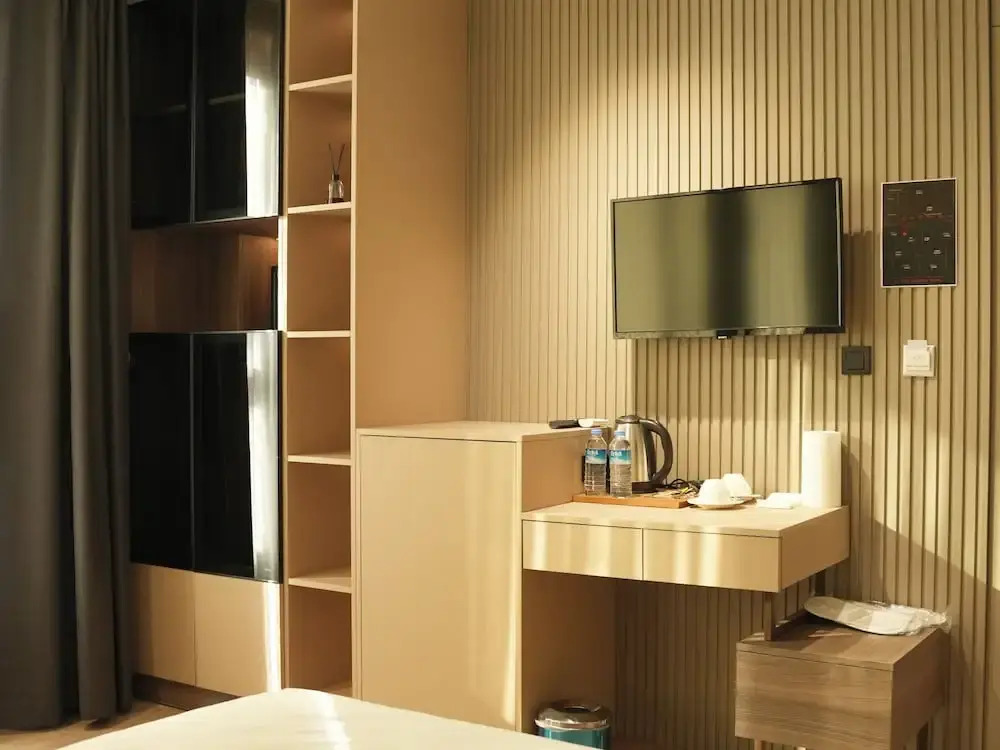 Arun Suites