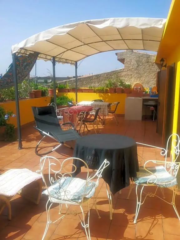 B&B Tredomus