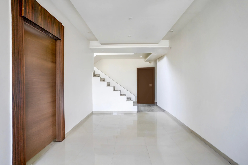 Super Townhouse Godavari Riverbank Formerly Shanti Datta Inn