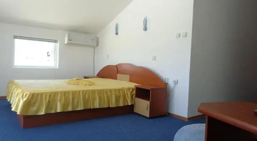 Poseidon Family Hotel