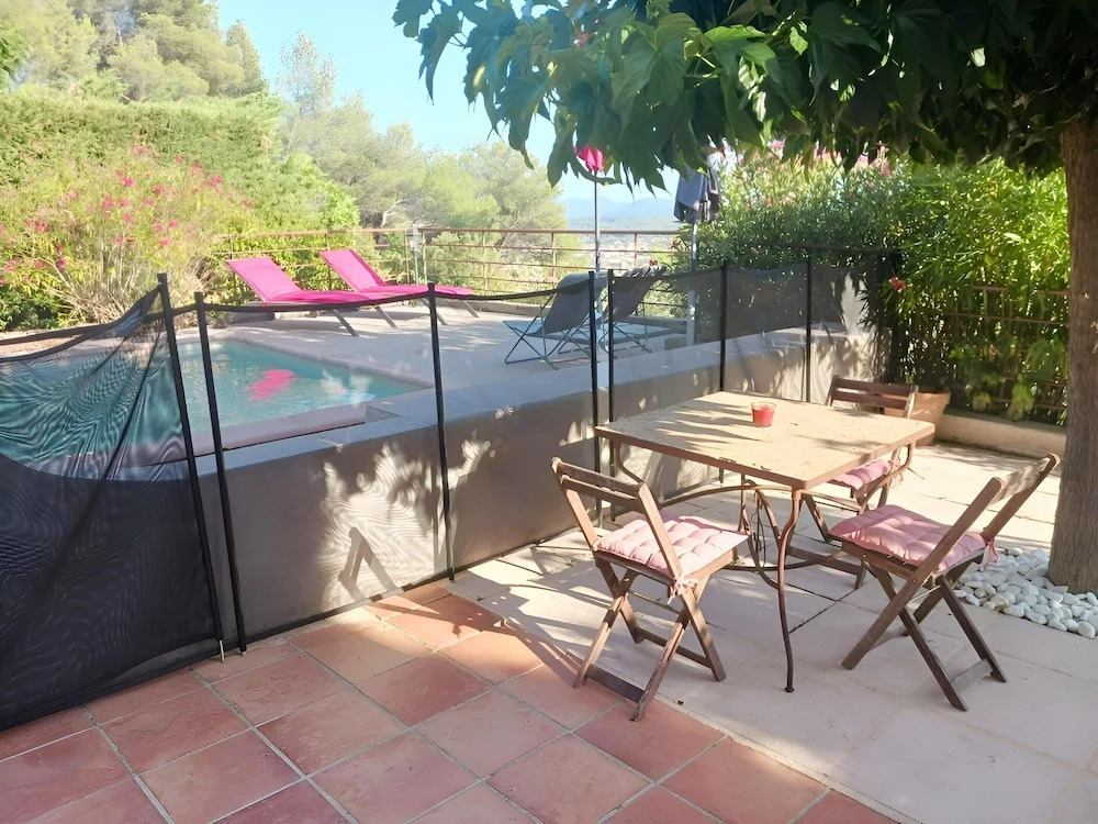 Villa with private pool, garden & panoramic views