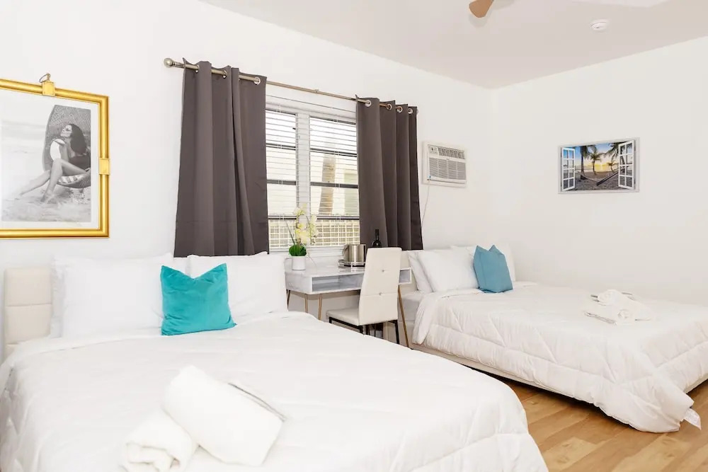 545 Michigan Avenue Apartments